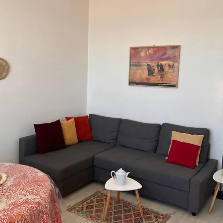Apartment Spacious Family Nest Facing The Sea *