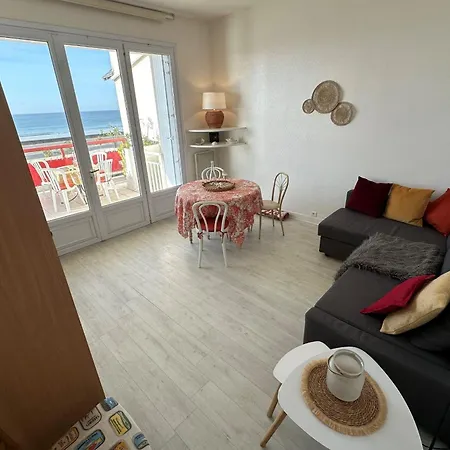 Spacious Family Nest Facing The Sea Apartment La Baule-Escoublac
