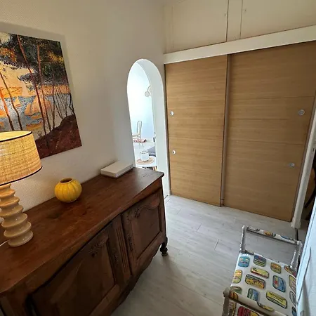 Apartment Spacious Family Nest Facing The Sea