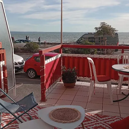 Spacious Family Nest Facing The Sea Apartment La Baule-Escoublac