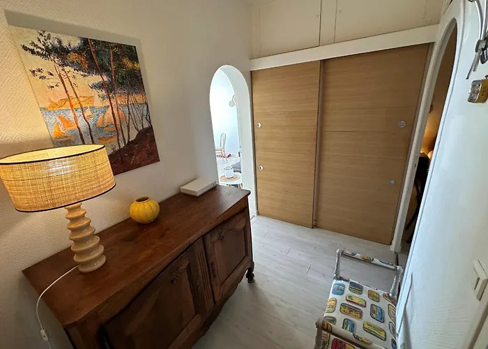 Apartment Spacious Family Nest Facing The Sea *